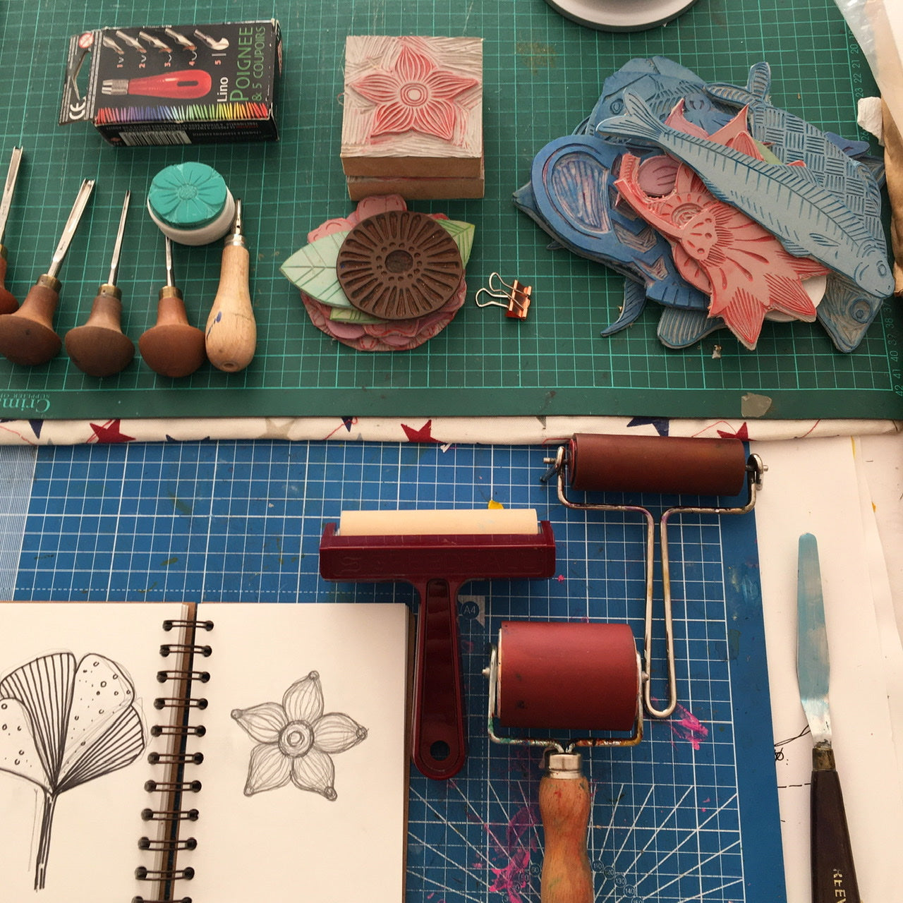 Essential tools to start linocutting