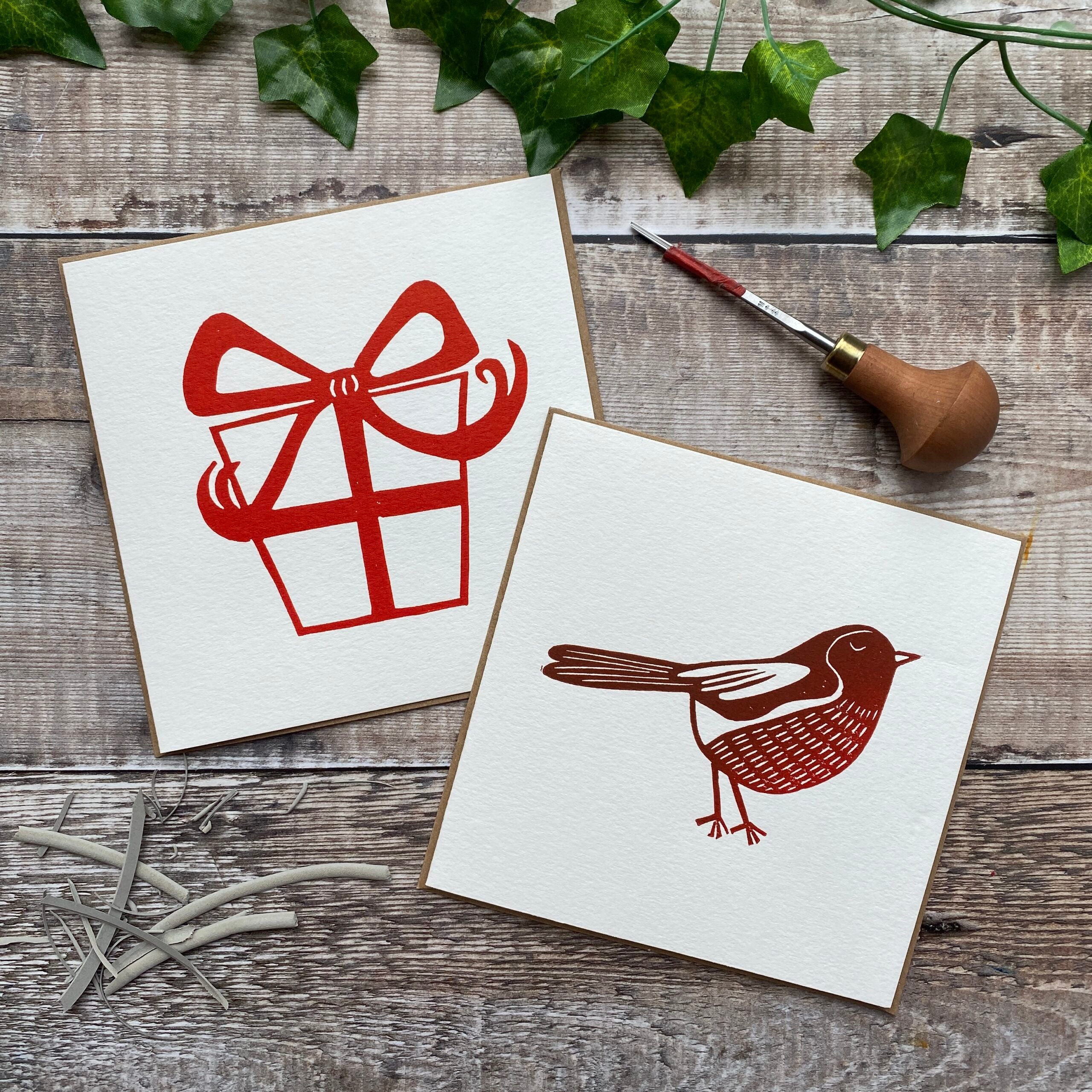 Greetings Card Two-Pack - Present and Robin